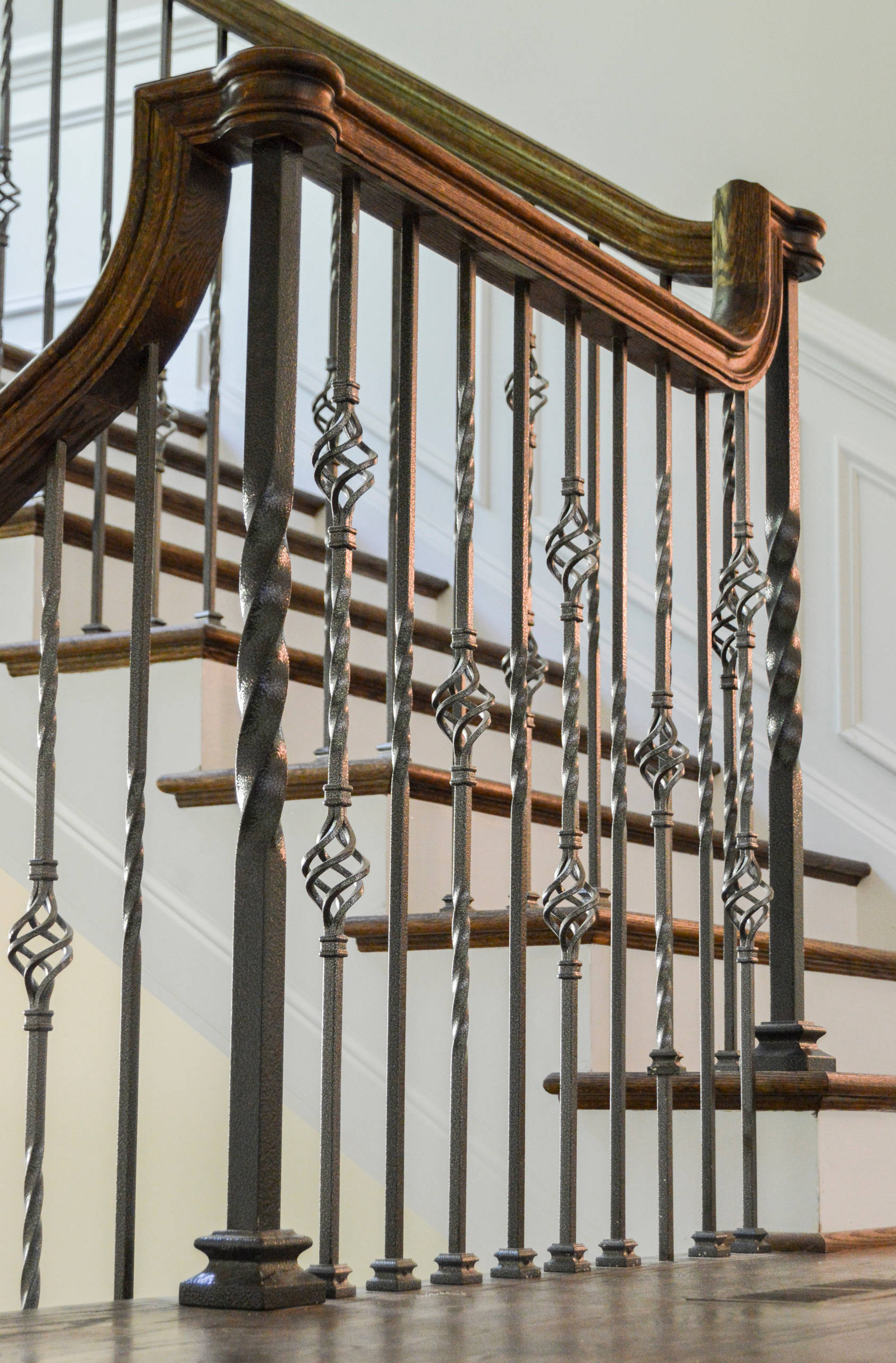 38_European Style Circular Balcony and Multi-level Staircase, Middleburg, VA 201