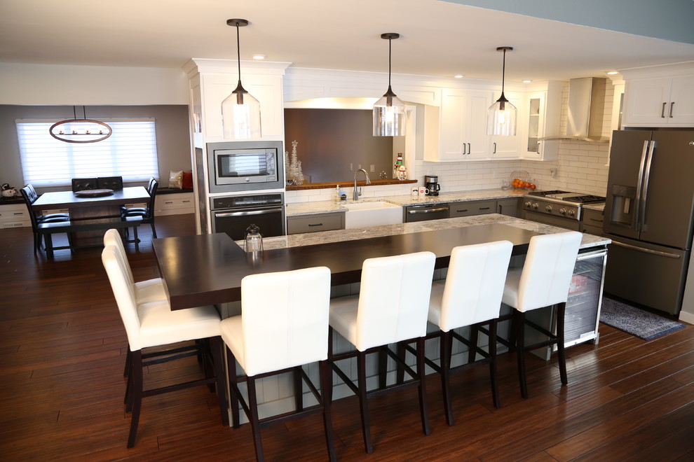 Home design - transitional home design idea in Cedar Rapids