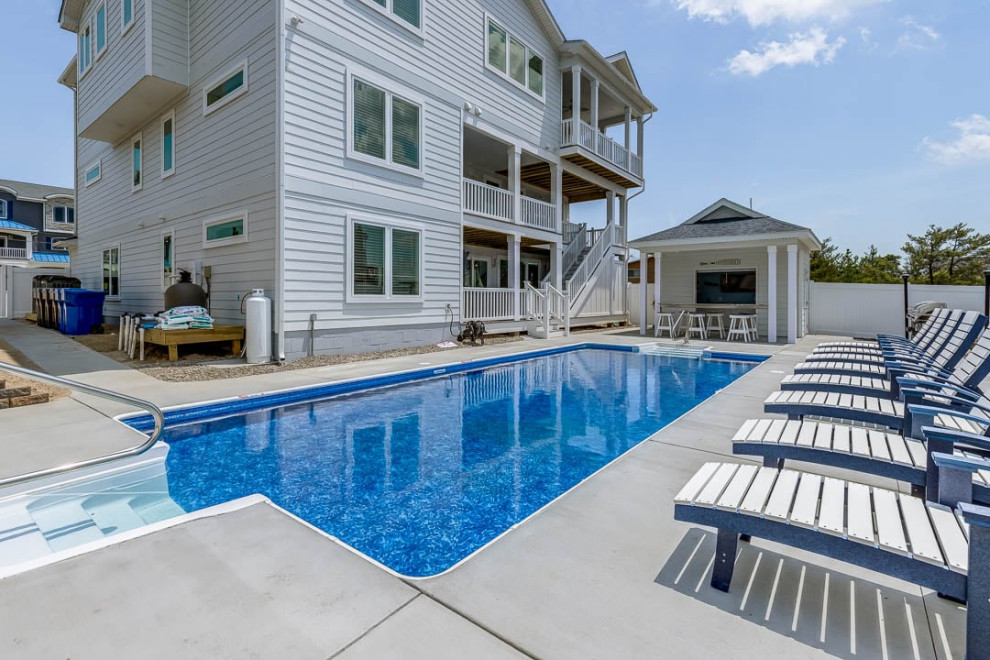 (2021) Great White Shack