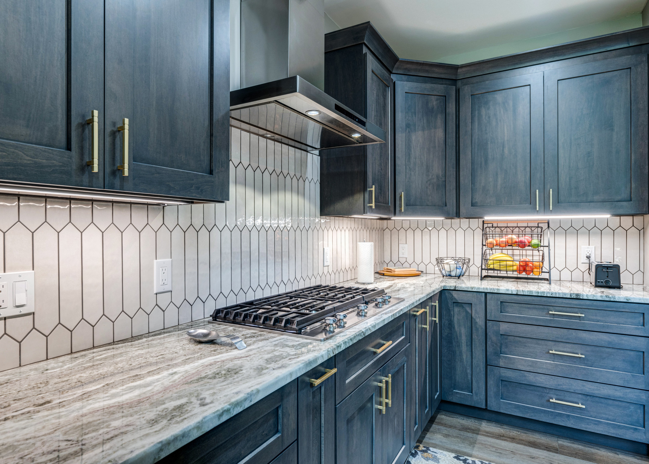 451 Caney Creek Drive - Bathroom, Kitchen, Flooring