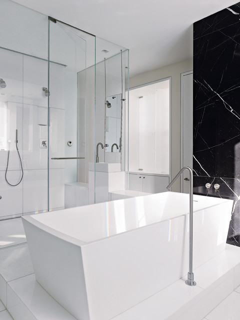 Alper Residence contemporaneo-cuarto-de-bano