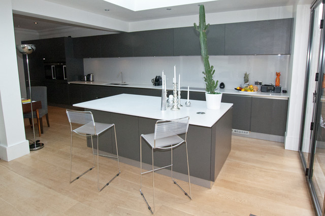 Grey Kitchen island - Modern - London - by LWK Kitchens London