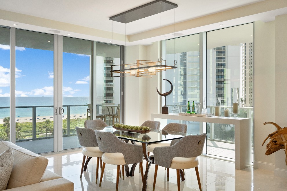 Contemporary dining room in Miami.