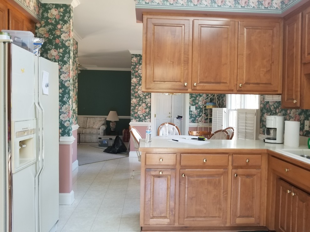 Kitchen - transitional kitchen idea