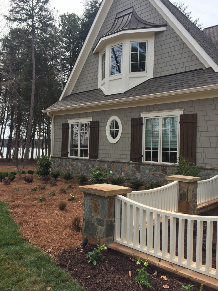 Home design - transitional home design idea in Charlotte