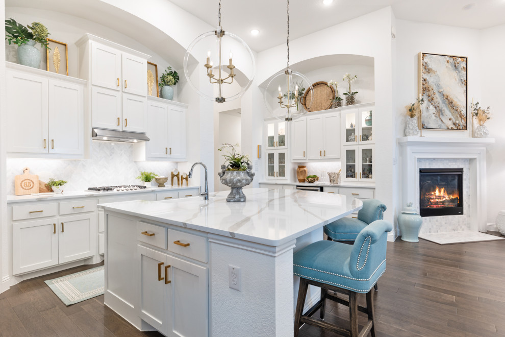 Kitchen - transitional kitchen idea