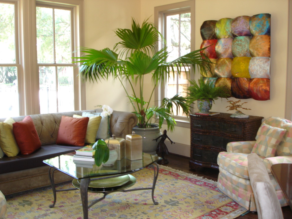 Inspiration for a transitional living room in Houston.