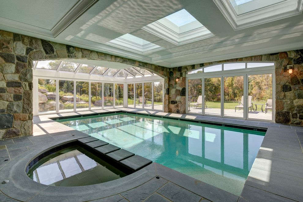 Inspiration for a contemporary pool in Detroit.