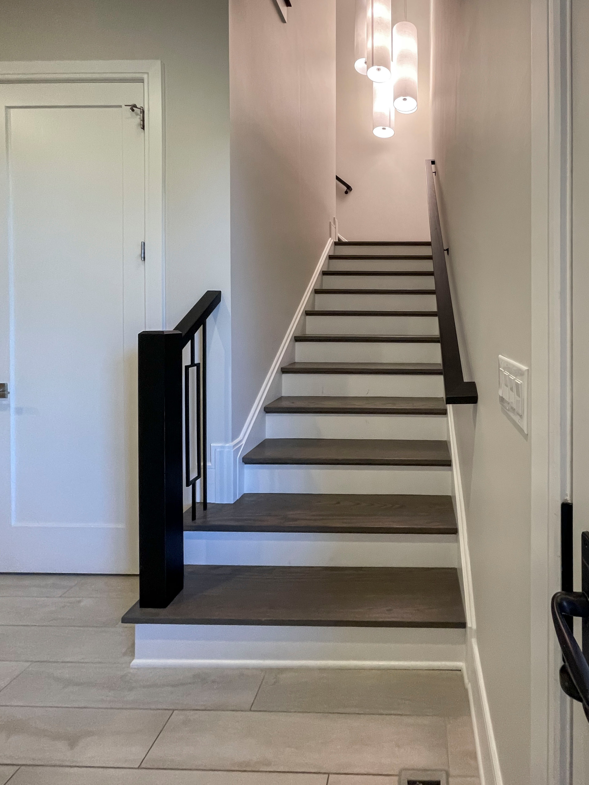 114_Striking Floating-Curved Staircase, Leesburg VA 20175