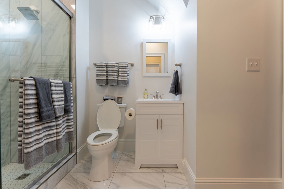 Fairvue Guest Bathroom