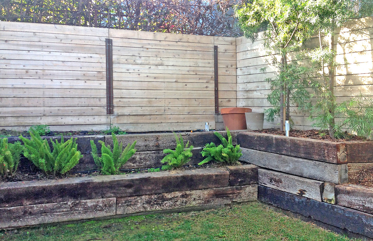 Block Vs. Railroad Tie Retaining Walls – Which Is Better?, image size:1270x820