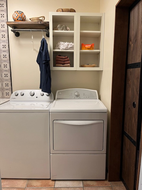 New "vintage vibe" Laundry Room for Az Home
