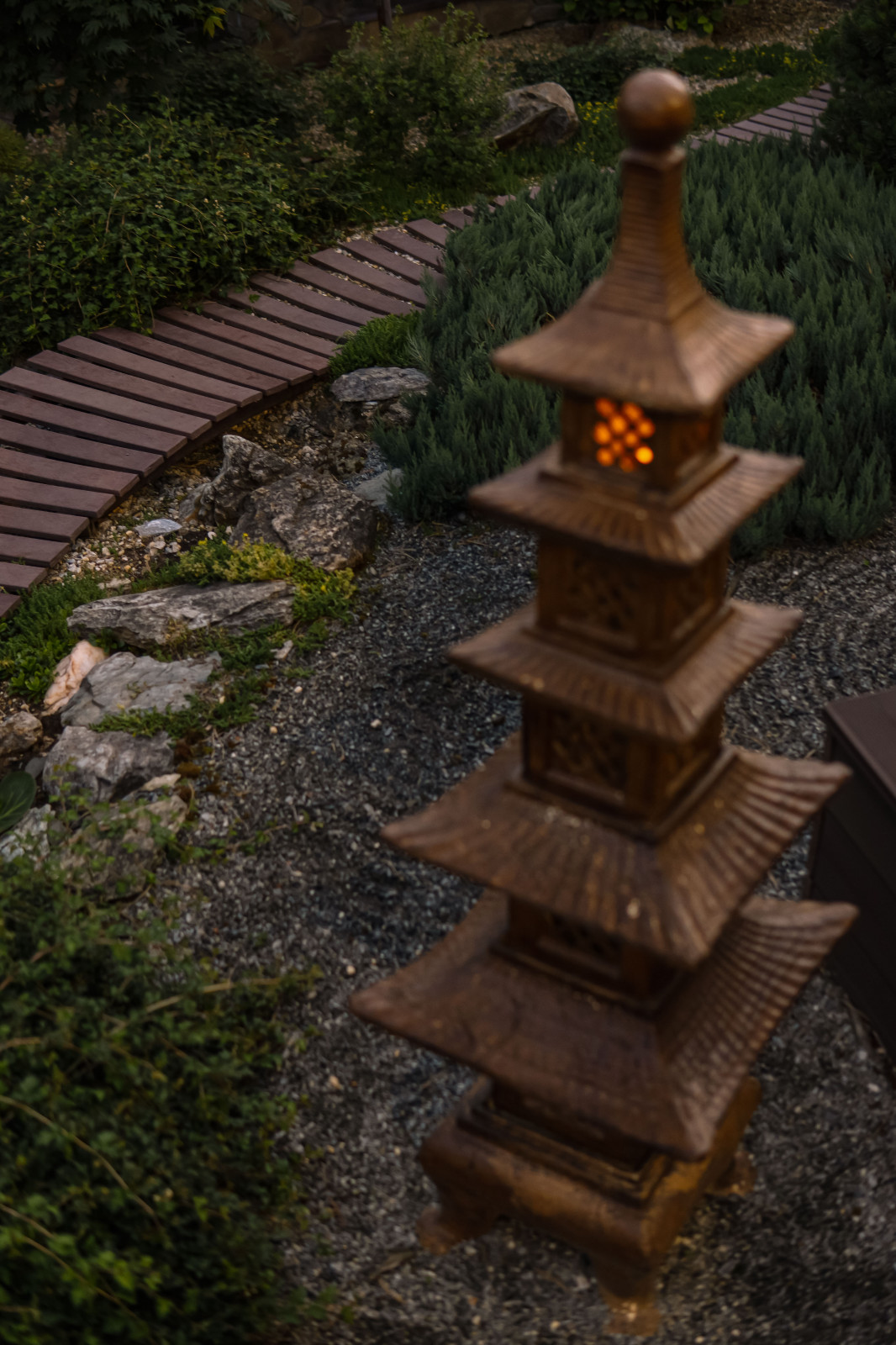 Японский садик "Живи,созерцая..."