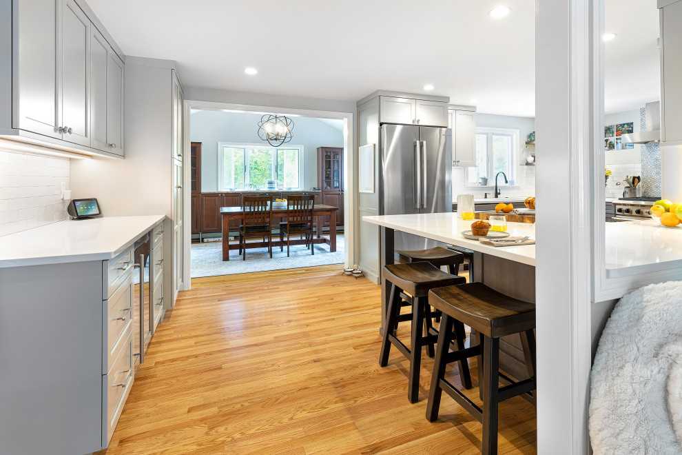 Kitchen - kitchen idea in Boston