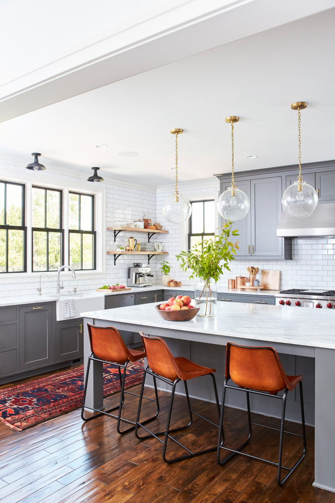 Kitchen - cottage kitchen idea in Minneapolis