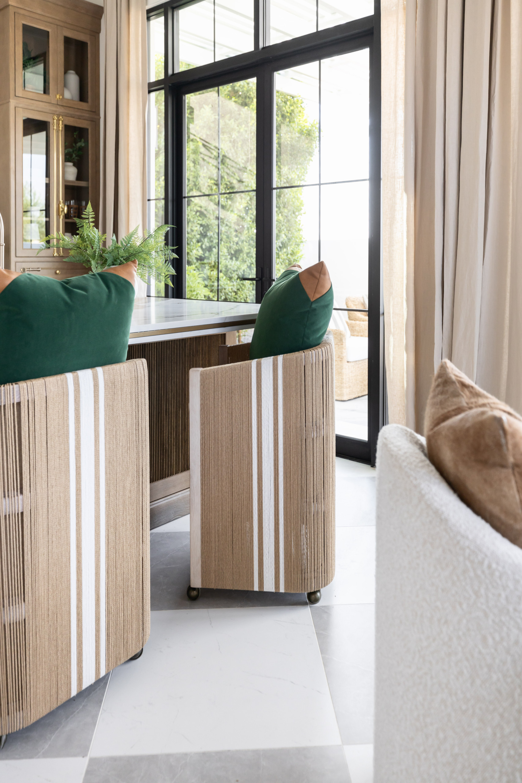 シャビーシック調のおしゃれなアトリエ・スタジオの事例 75選 - 2025