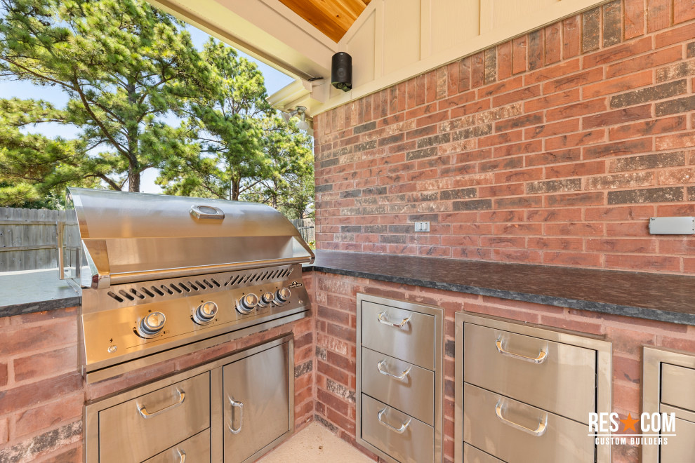 Cascading Brook - Outdoor Living