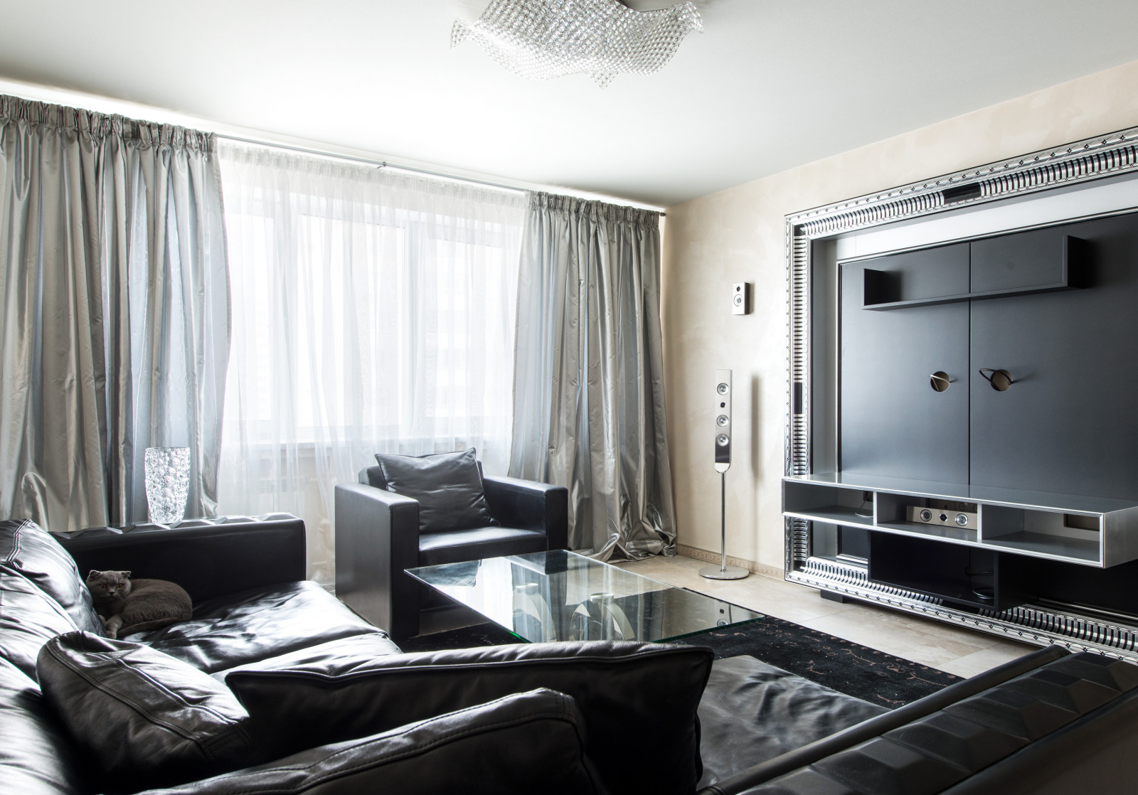 "Ход конём" - квартира в стиле ар-деко 150 м2, г. Люберцы