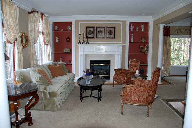 Interior in Oak Hill klassisk-vardagsrum