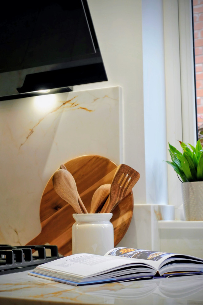 The Bilton Kitchen - Gola - RRP £25,000 - Luxe Price £20,500