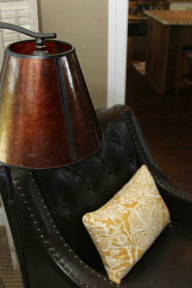 Example of an eclectic home design design in Chicago