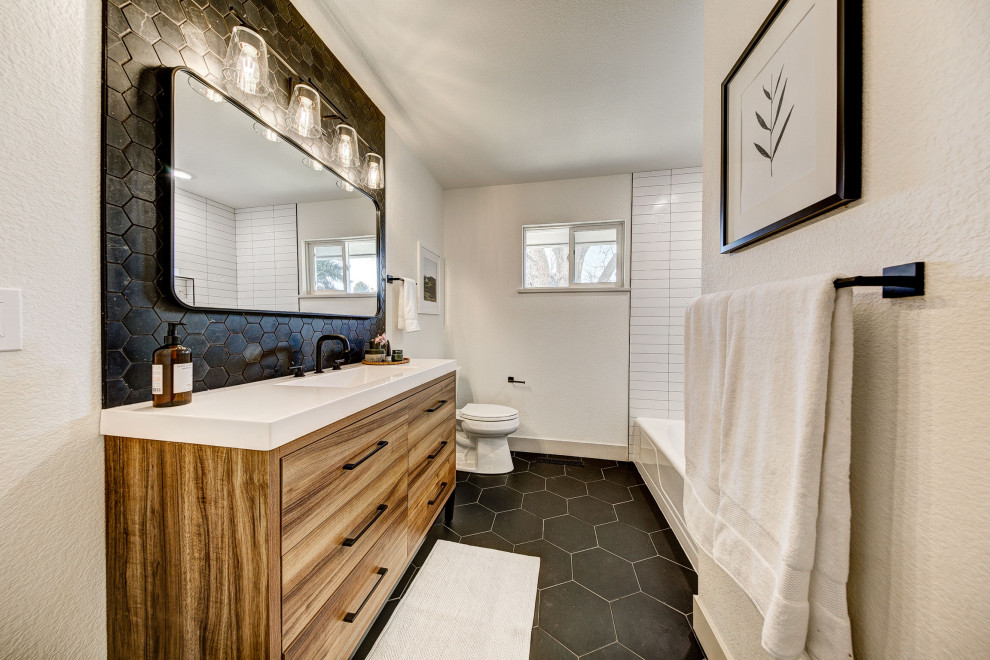 Design ideas for a classic bathroom in Denver.