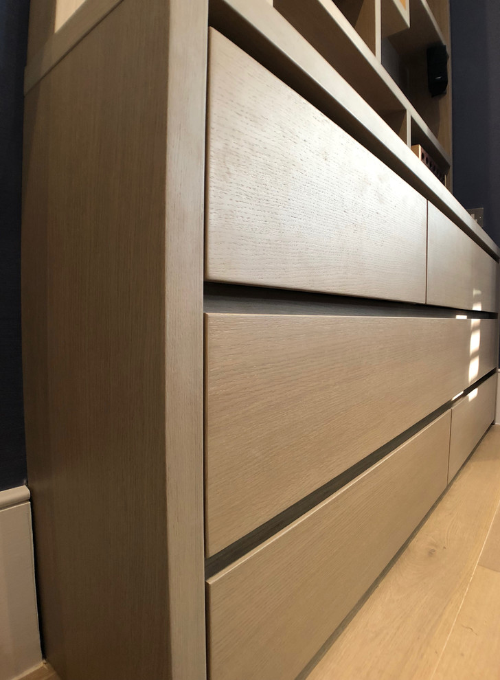 Contemporary Bespoke Wall Unit