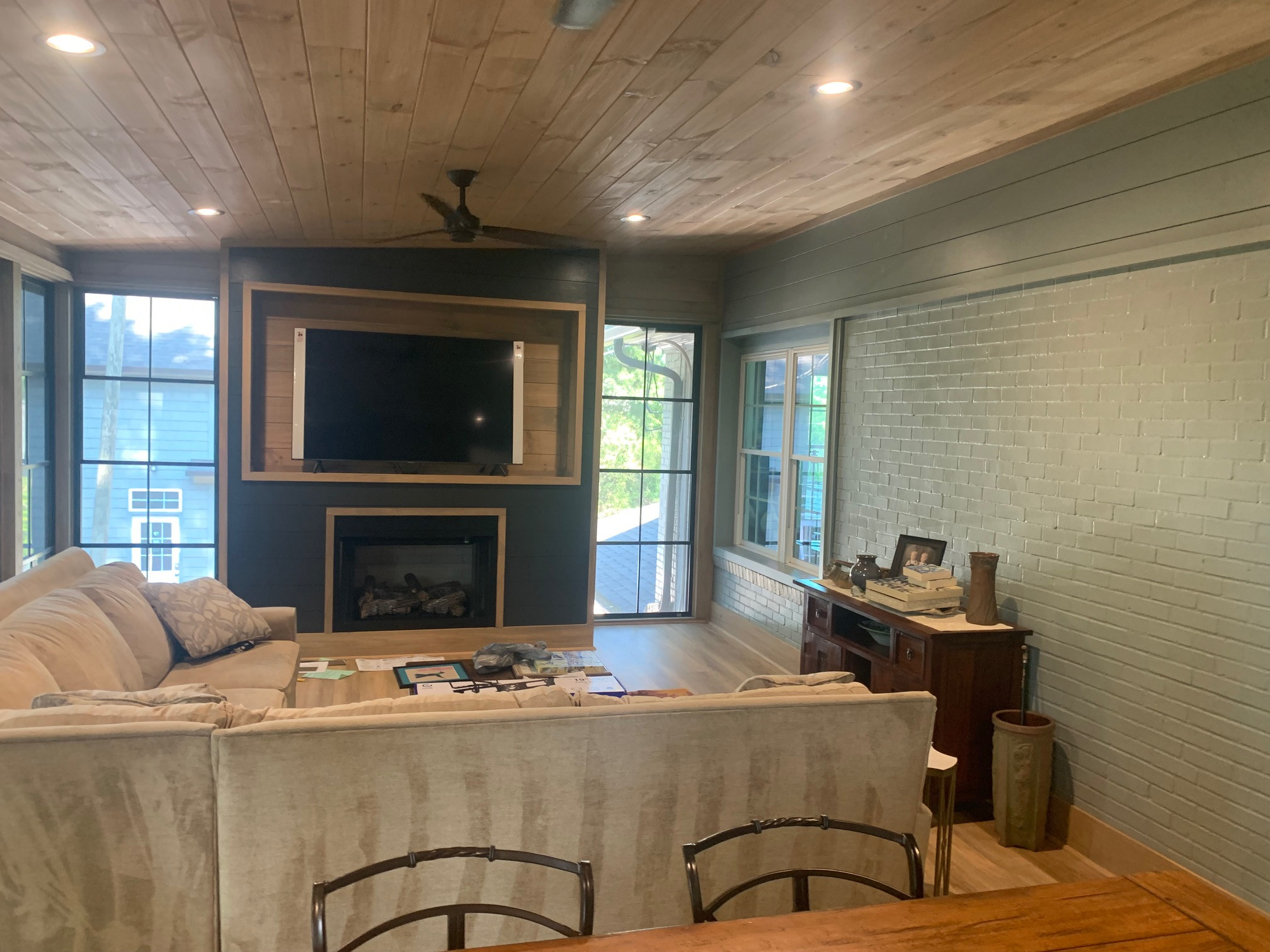 Sunroom & Kitchen