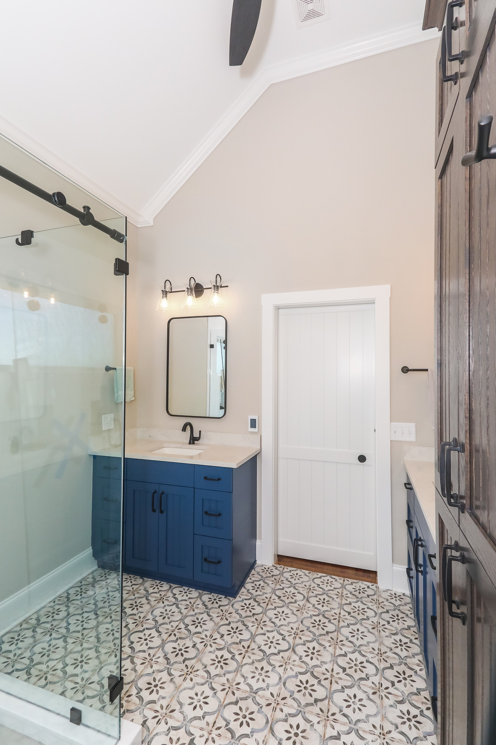 Oakwood- Master bathroom