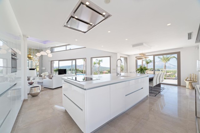 Villa Hermes modern-kitchen