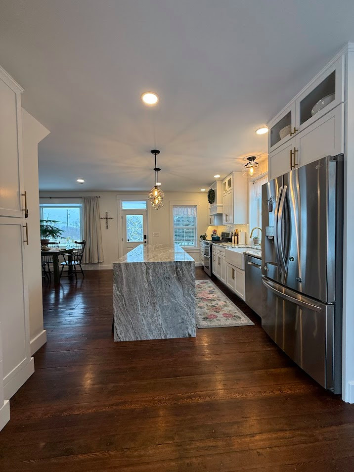 Farmhouse Modern Kitchen