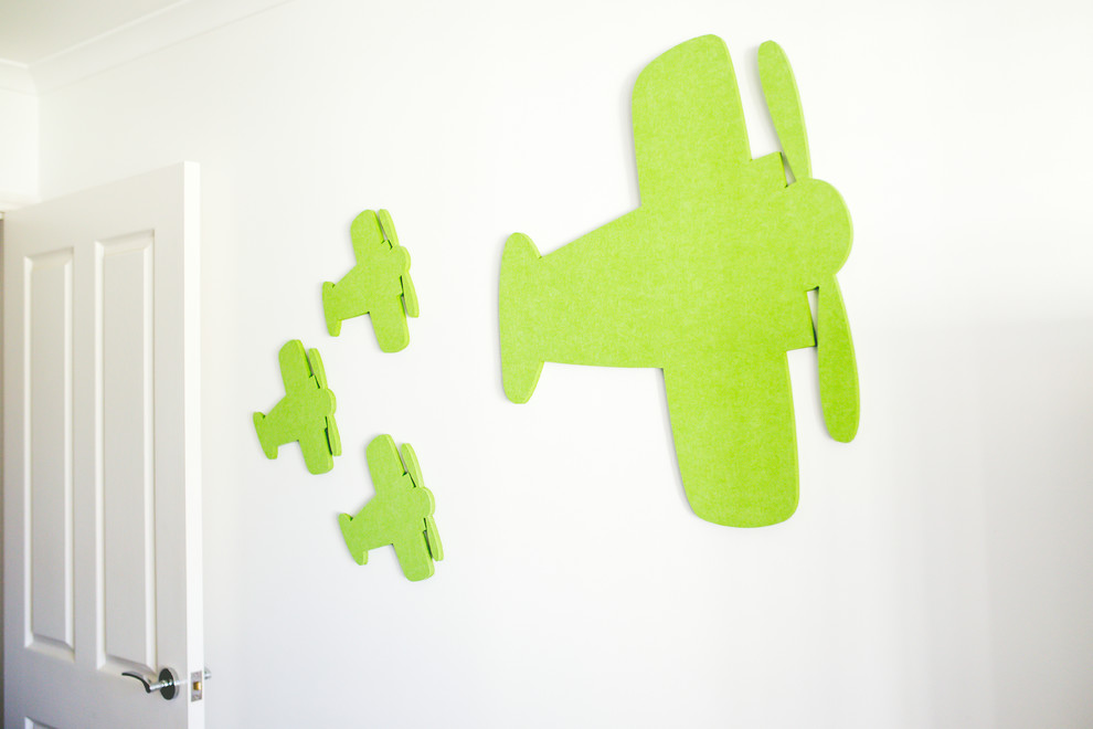 Small contemporary kids' bedroom in Adelaide with white walls, carpet and grey floor for kids 4-10 years old and boys.