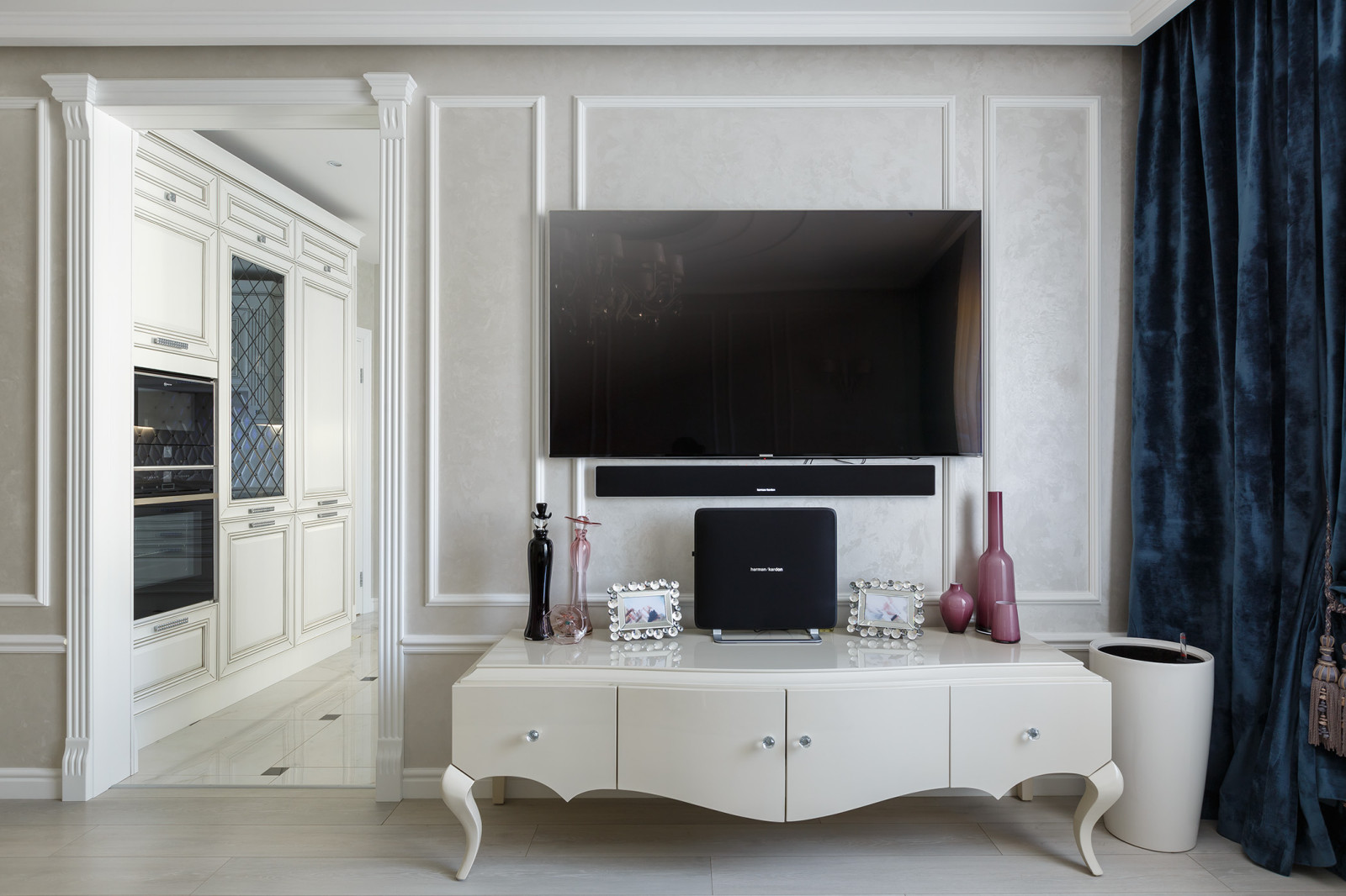 Реализованный проект 3хкомнатной квартиры в классическом стиле с элементами Ар Д