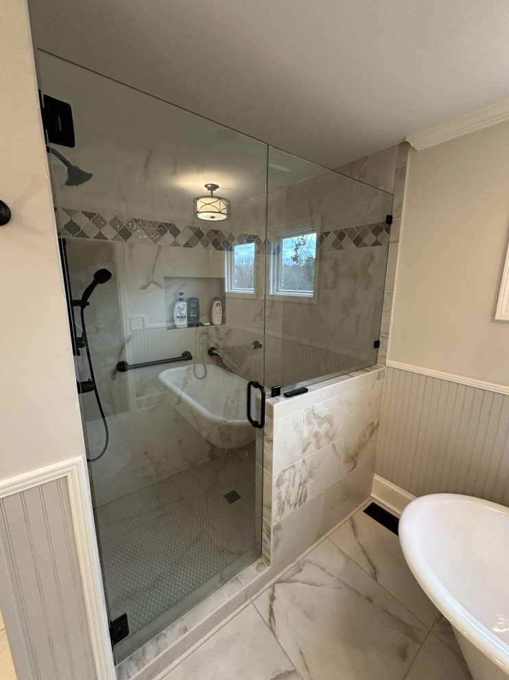Weldon Master Bath and Closet