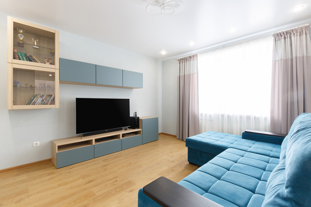 Бирюзовая квартира по улице Интернациональная