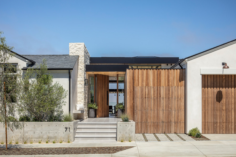 This is an example of a nautical house exterior in Orange County.