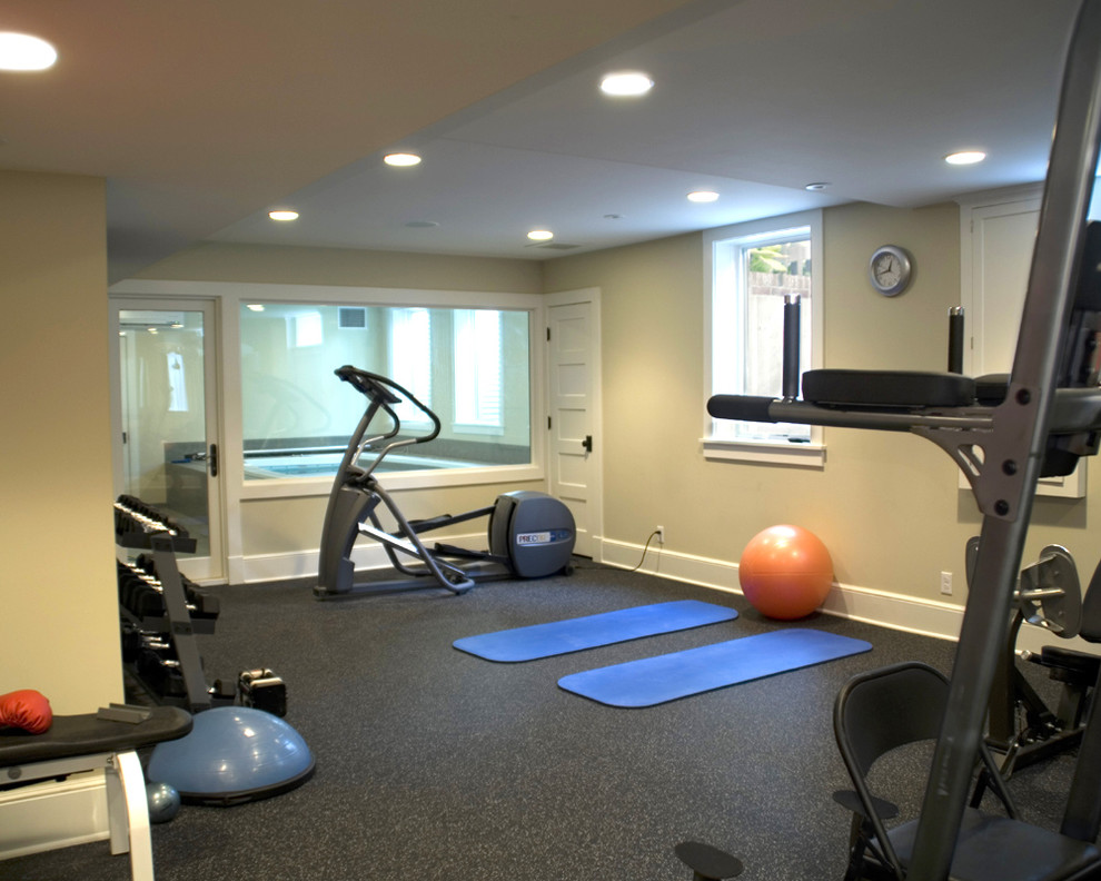 Design ideas for a mid-sized traditional home weight room in Minneapolis with beige walls.