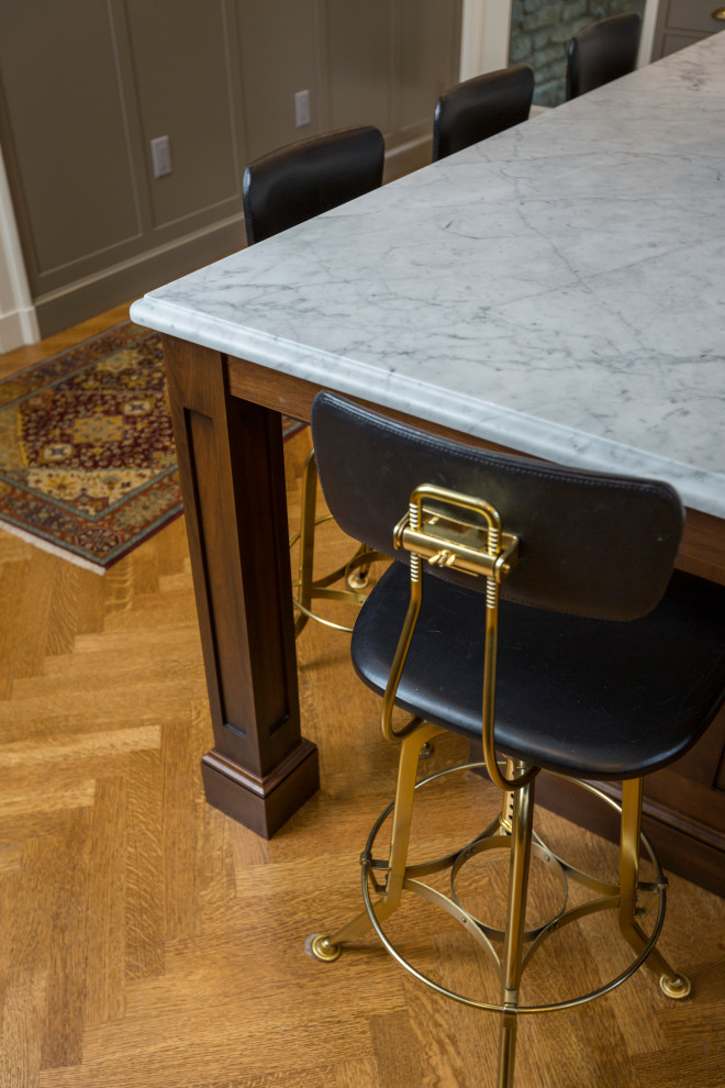 Inspiration for a transitional kitchen remodel in Cincinnati