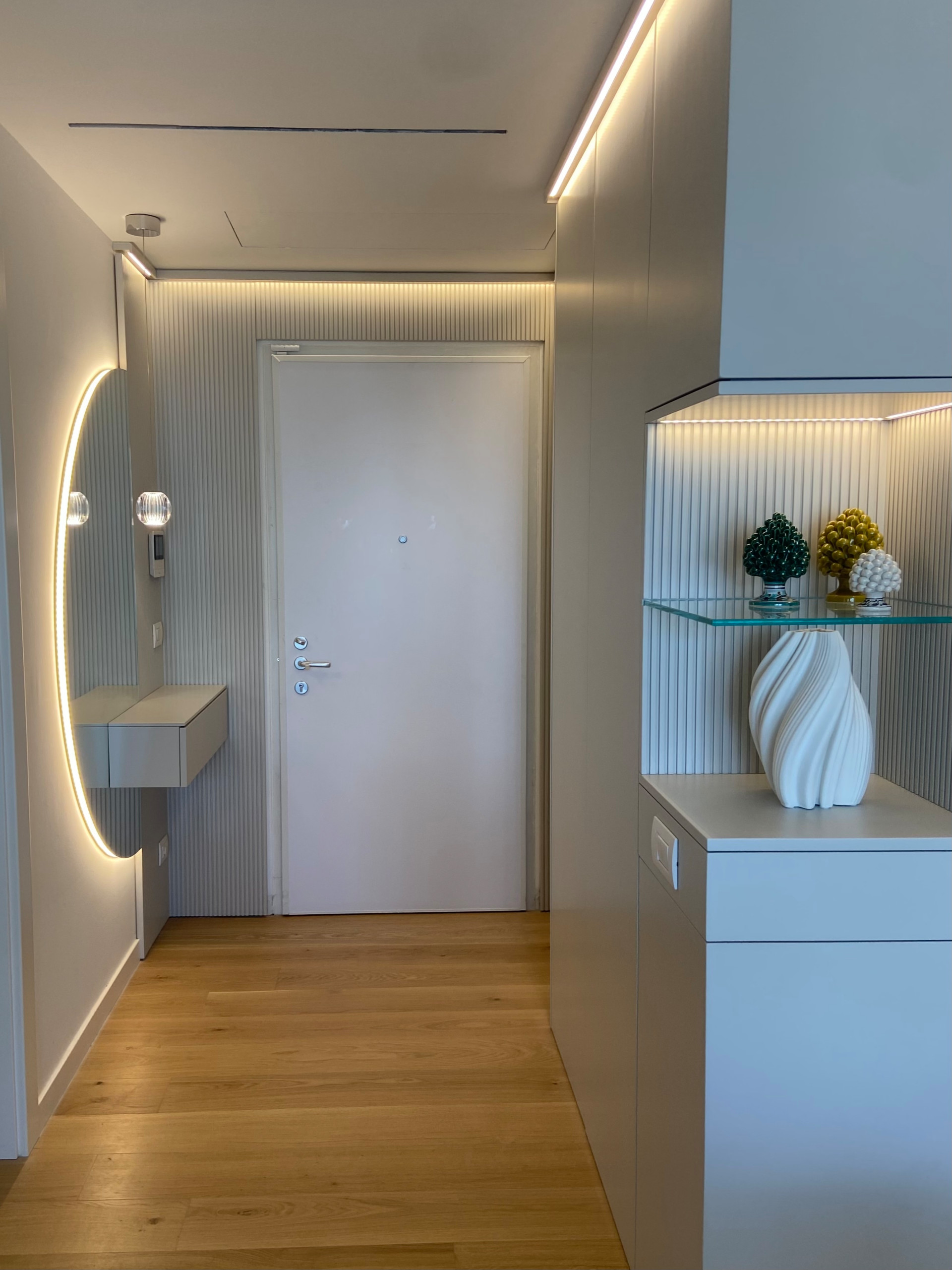 Ingresso - Un luminoso trilocale in zona Aurelio