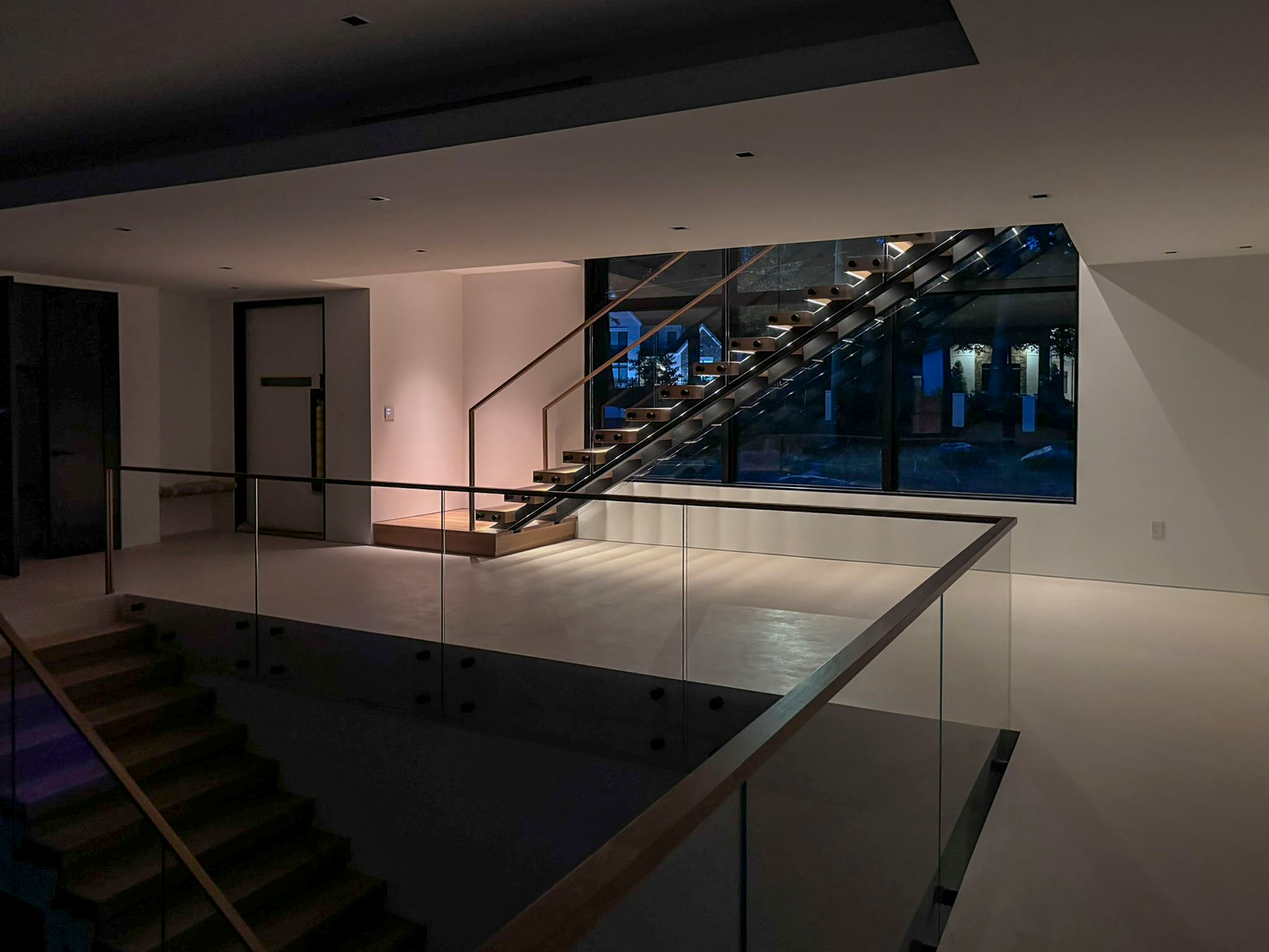 126_Visually Open and Light Contemporary Staircase, Mclean, VA 22102