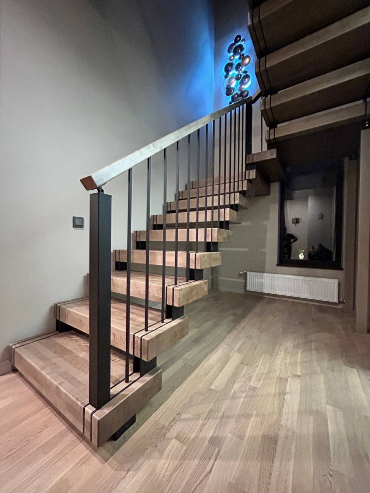 Лестница на 4х косоурах