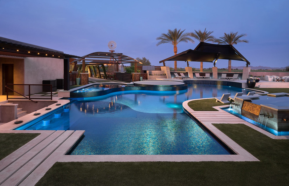 Contemporary custom-shaped pool in Phoenix.