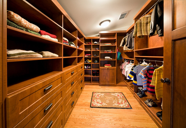 Slanted Ceiling Traditional Wardrobe Chicago By