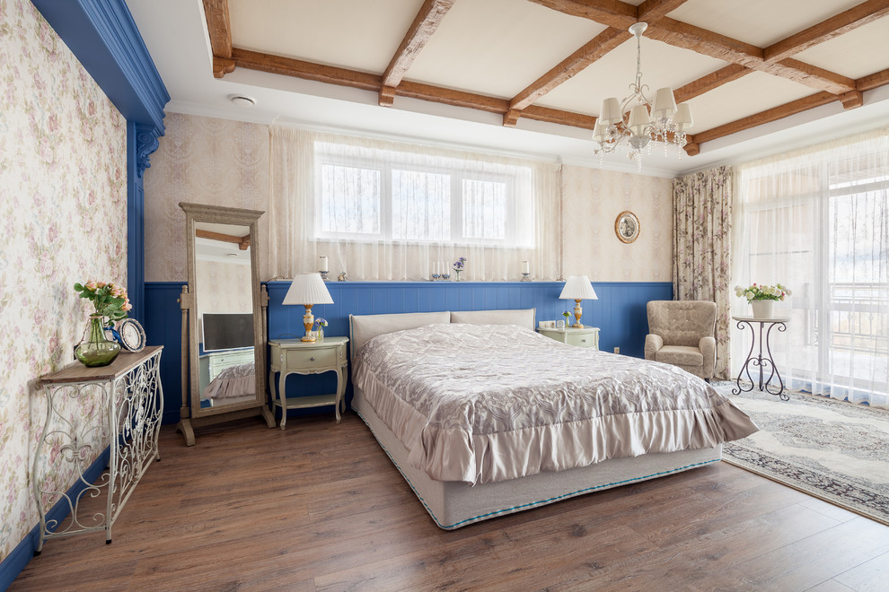 Двухэтажный дом с цокольным этажом и мансардой