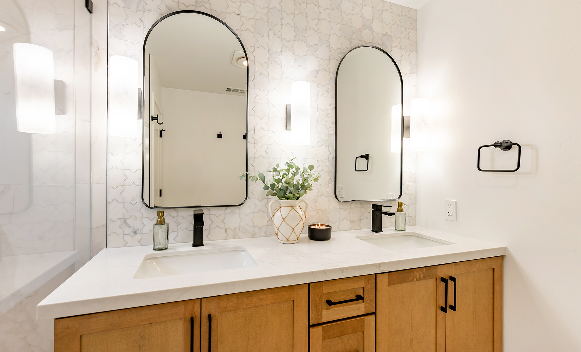 Palm Springs Bathroom