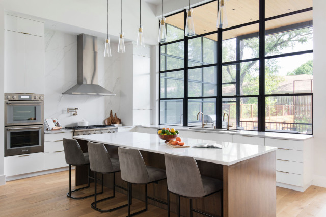 West Enfield contemporain-cuisine