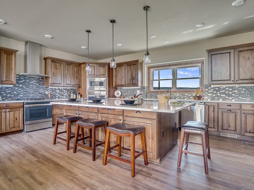 Kitchen - rustic kitchen idea in Minneapolis