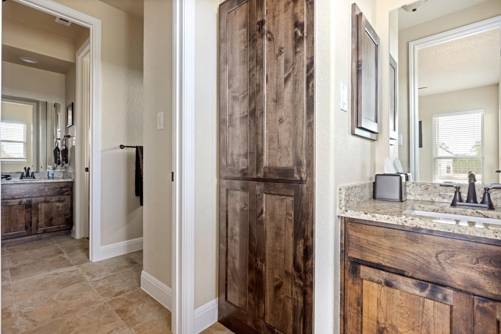 Example of a transitional bathroom design in Austin