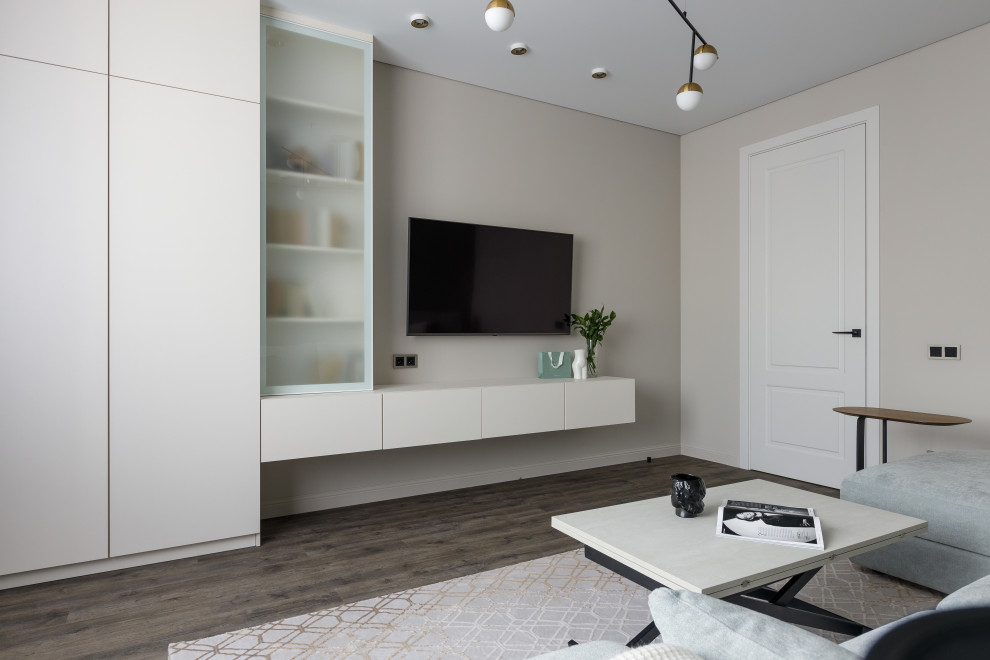 Интерьер квартиры в Приморском районе Санкт-Петербурга с видом на Лахта Центр