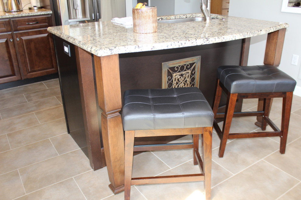 Example of a mountain style kitchen design in Richmond